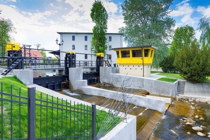 Small hydroelectric power plant. (Source: © bubutu / stock.adobe.com)